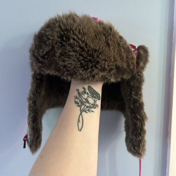 D&Y Trapper Hat Womens One Size Pink Shapka Plaid Winter Faux Fur Ear Flap - Picture 2 of 10